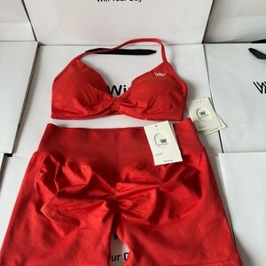 Red Two-Piece Activewear Set （S M）
